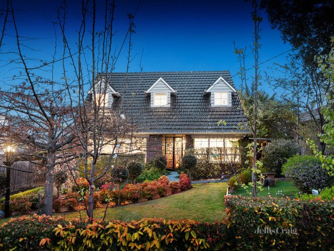 18 Pamela Grove Templestowe Lower 3107