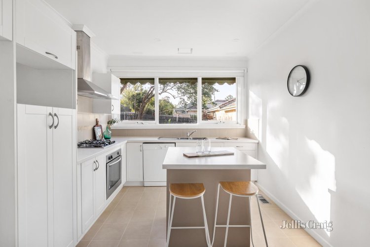 1 8 Parring Road Balwyn 3103