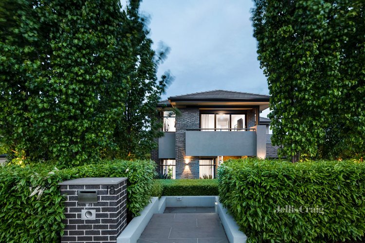 18 Quintus Avenue Strathmore 3041