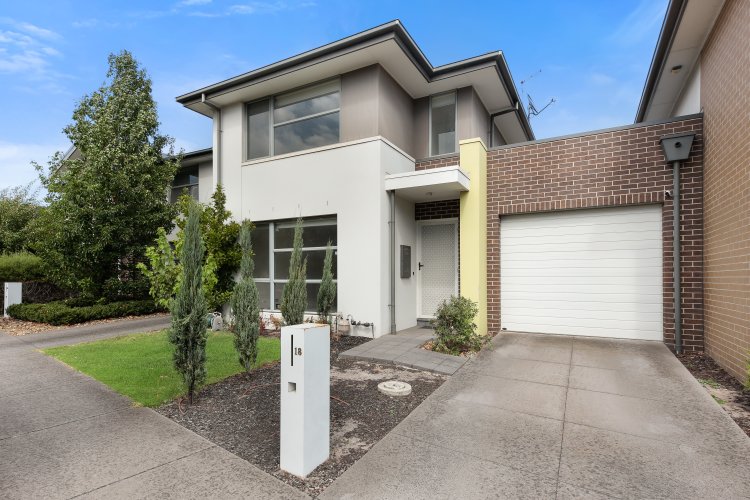 18 Richmond Circuit  Mulgrave 3170