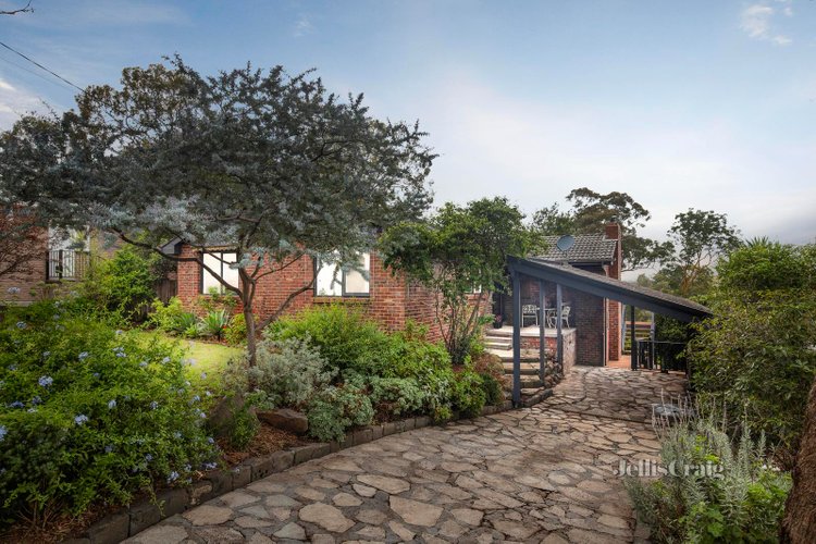 18 Ridge Road Greensborough 3088