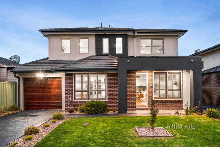 1 8 Ronald Street Essendon North 3041