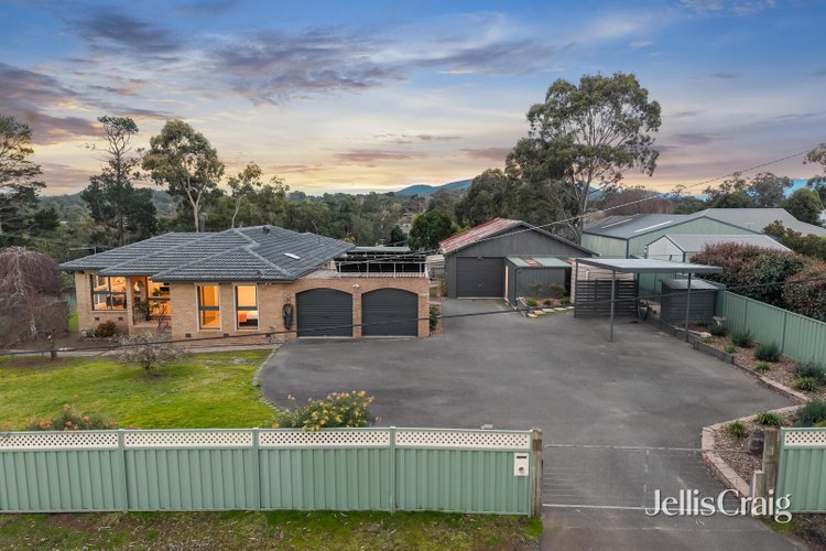 18 School Road Seville 3139