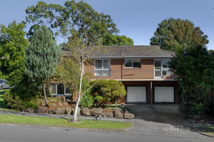 18 Singleton Road Balwyn North 3104