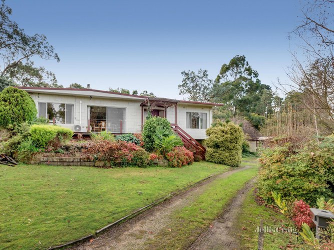 18 St Johns Road Wonga Park 3115