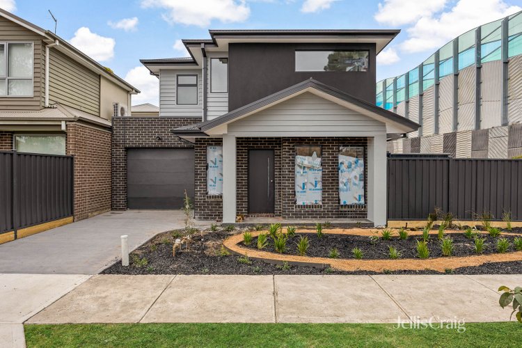 1/8 Strong Street Spotswood 3015