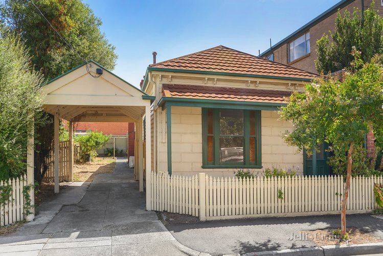 18 Valiant Street Abbotsford 3067