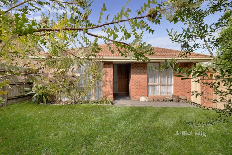 1 8 Vasey Street Bentleigh East 3165