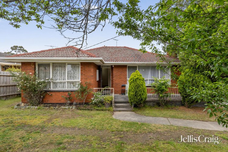 18 Viggers Parade Glen Waverley 3150
