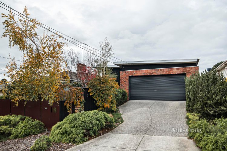 18 Warren Street Pascoe Vale South 3044