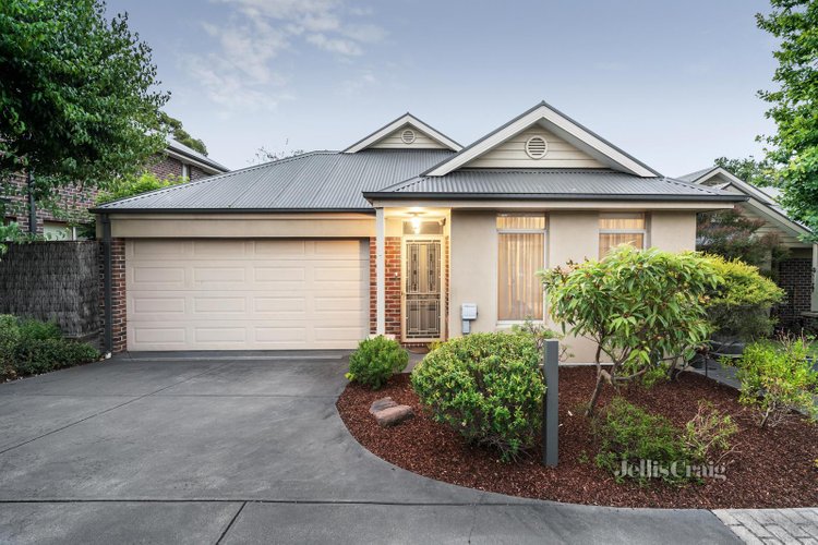 1 80 Mountain View Road Montmorency 3094