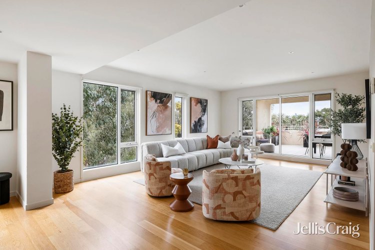 18 15 Liardet Street Port Melbourne 3207