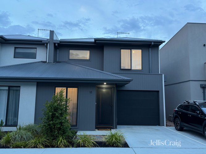 18/15 Thomas Street Laverton 3028