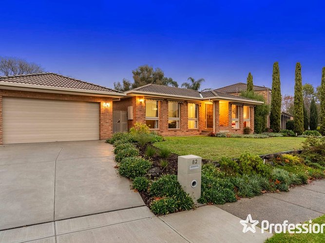 1 82 Blackburn Road Mooroolbark 3138