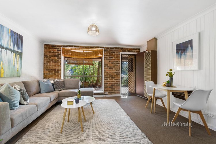 1 82 Brougham Street Eltham 3095