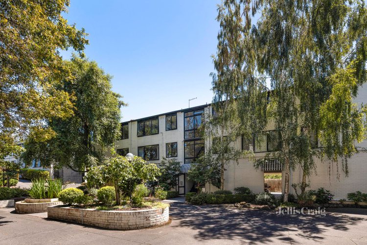 18 20 Ross Street Northcote 3070