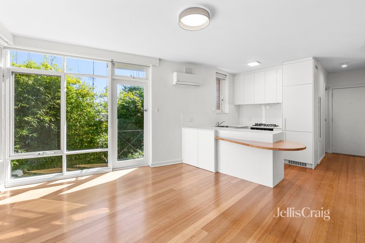 18/21 Bruce Street Toorak 3142
