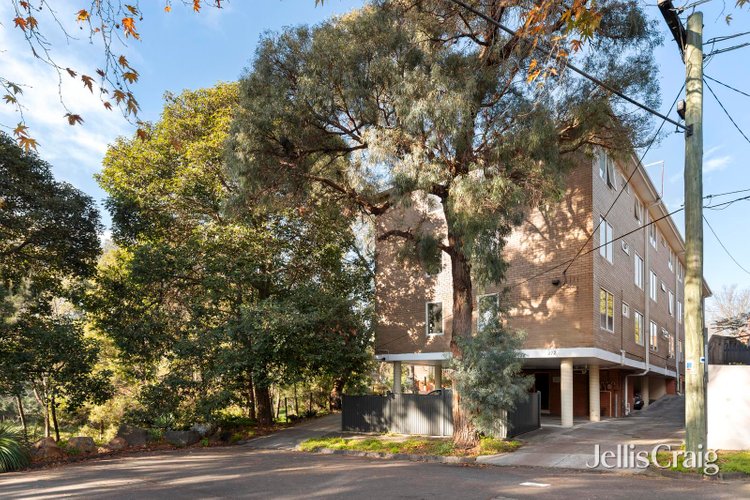 18 272 Barkly Street Fitzroy North 3068