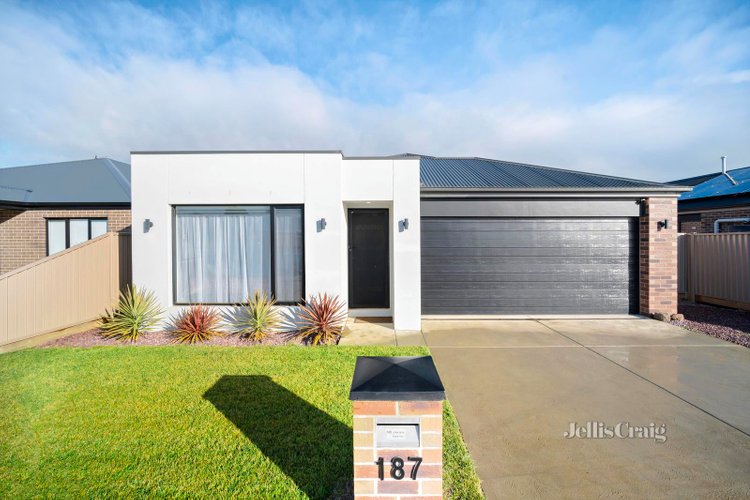 187 Ballarat Carngham Road Winter Valley 3358