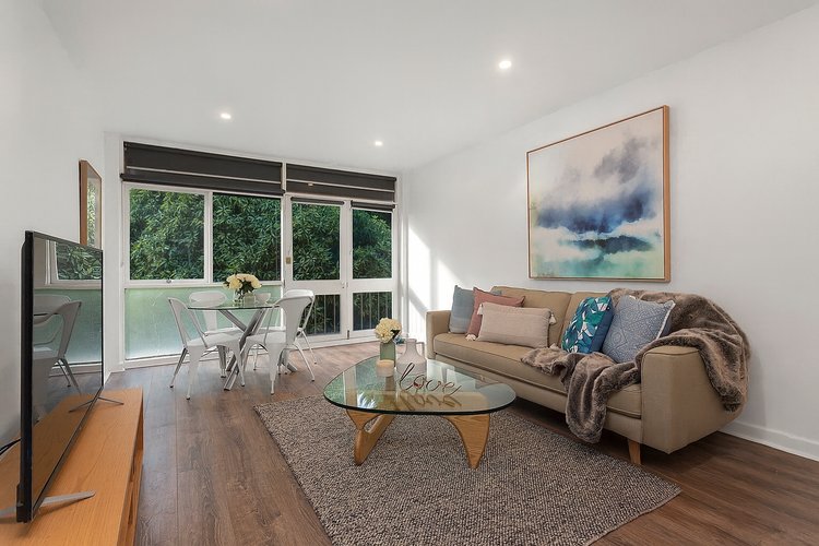 18/894 Burke Road Canterbury 3126