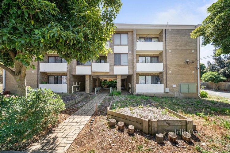 18 9-13 Ashted Road Box Hill 3128