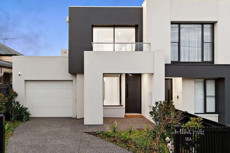 18a Thomson Street Essendon 3040