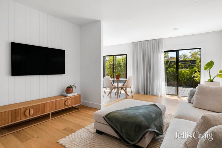 1 9-11 Kinross Street Pascoe Vale 3044