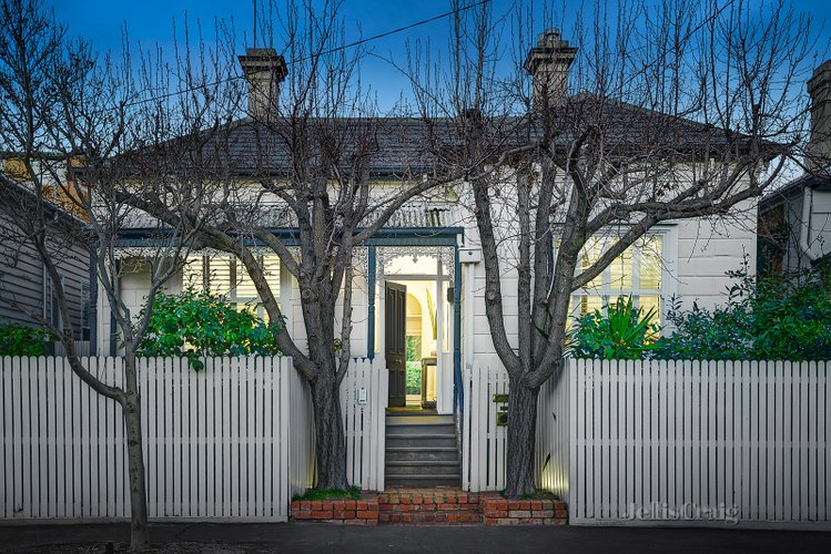 19 Airlie Avenue Prahran 3181
