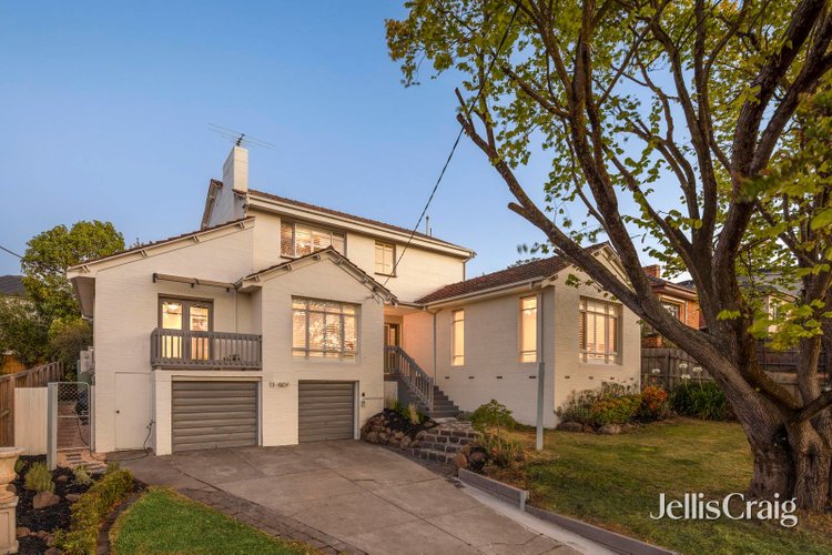 19 Almond Street Balwyn North 3104