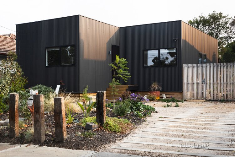 19 Avondale Road Preston 3072