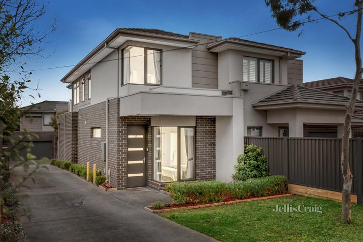 1 9 Batesford Road Chadstone 3148