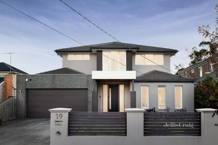 19 Brentwood Avenue Pascoe Vale South 3044