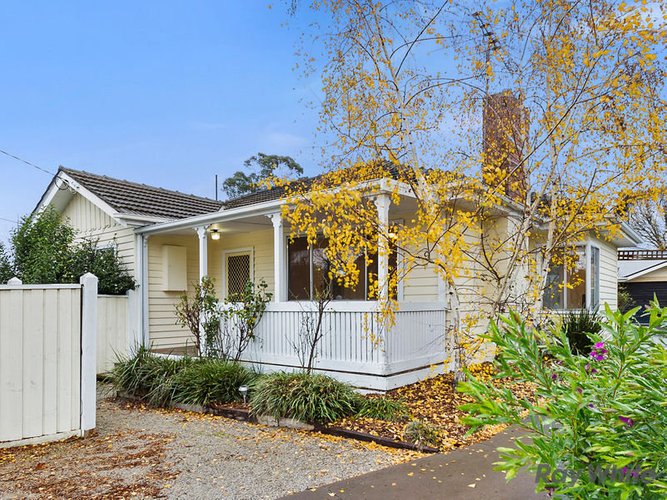 1 9 Burch Street Blackburn North 3130