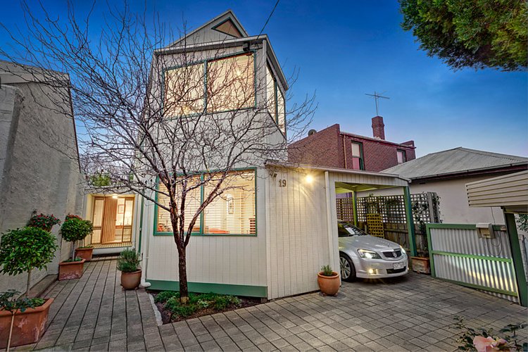 19 Charlotte Street Richmond 3121