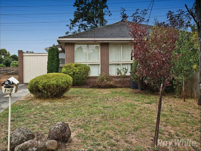 1 9 Chivers Avenue Glen Waverley 3150