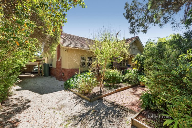 19 Clapham Street Balwyn 3103