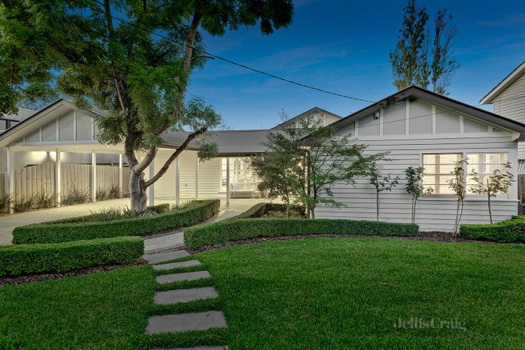 19 Cumberland Avenue Balwyn North 3104