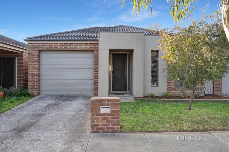 19 Echo Place Alfredton 3350