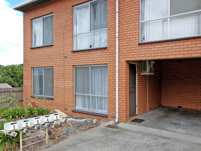 1 9 Elizabeth Street Highton 3216