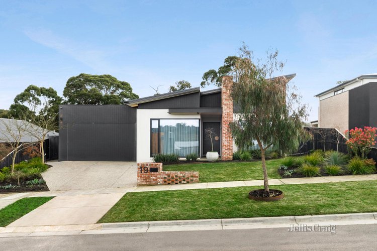 19 Gala Close Brown Hill 3350