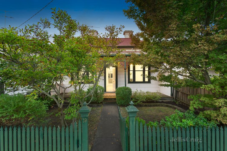19 Gordon Grove Malvern 3144