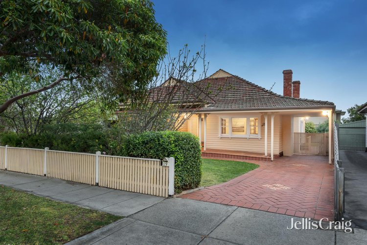 19 Hall Street Mckinnon 3204