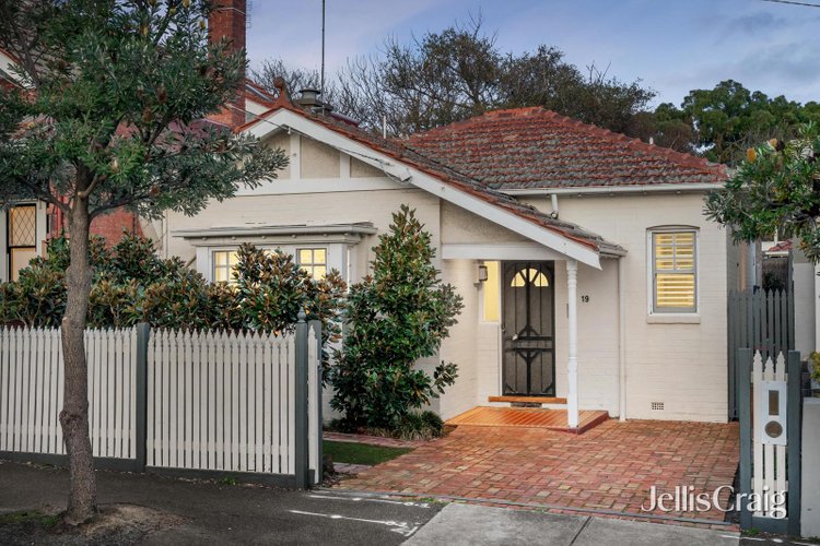 19 Lambeth Place St Kilda 3182