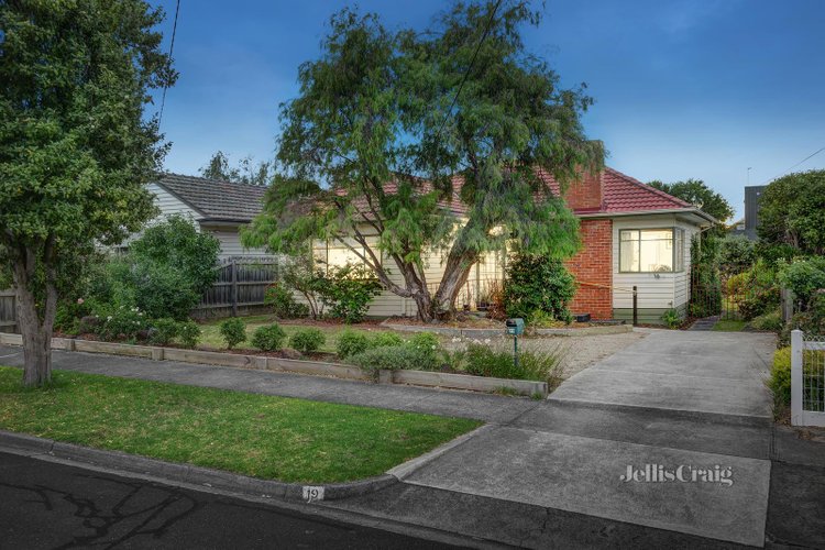 19 Leicester Street Heidelberg Heights 3081