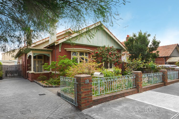 19 Loyola Avenue Brunswick 3056