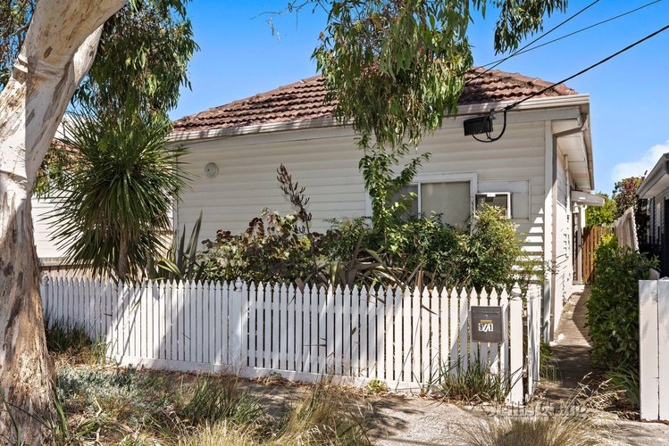 1/9 Monmouth Street Newport 3015