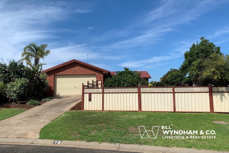 19 Morekana Crescent, Eastwood