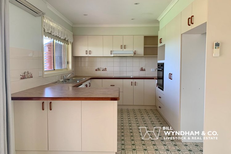 19 Morekana Crescent, Eastwood