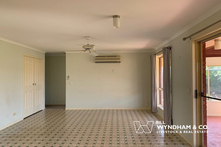 19 Morekana Crescent, Eastwood