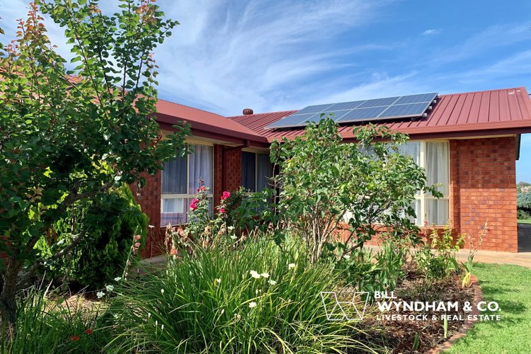 19 Morekana Crescent, Eastwood